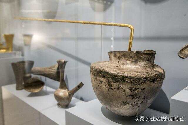 透过文物探寻古代生活印记