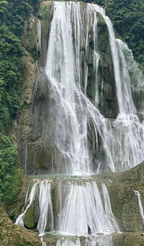 贵州两大景区荣登全国百强榜单，展现绝美风光与深厚文化底蕴