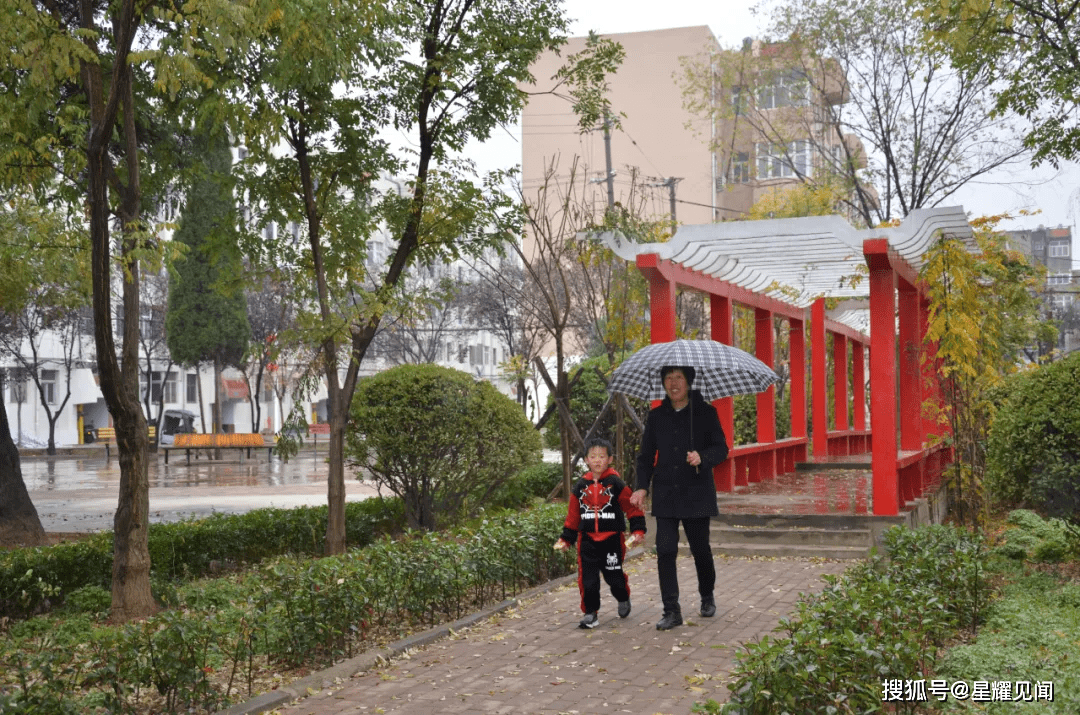 南京小西湖“晒风采”秀出邻里风采