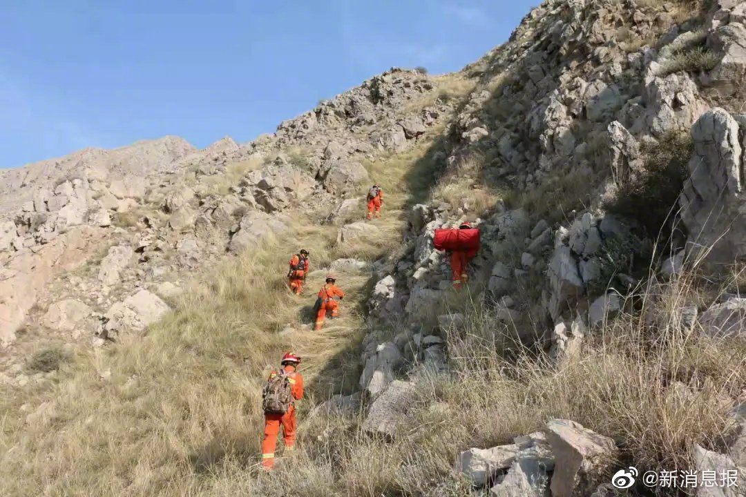 贺兰山玉泉沟探险，驴友首次登山的惊险之旅