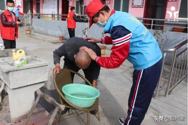 河声荡漾中的政府开放日，亲民时代的印记