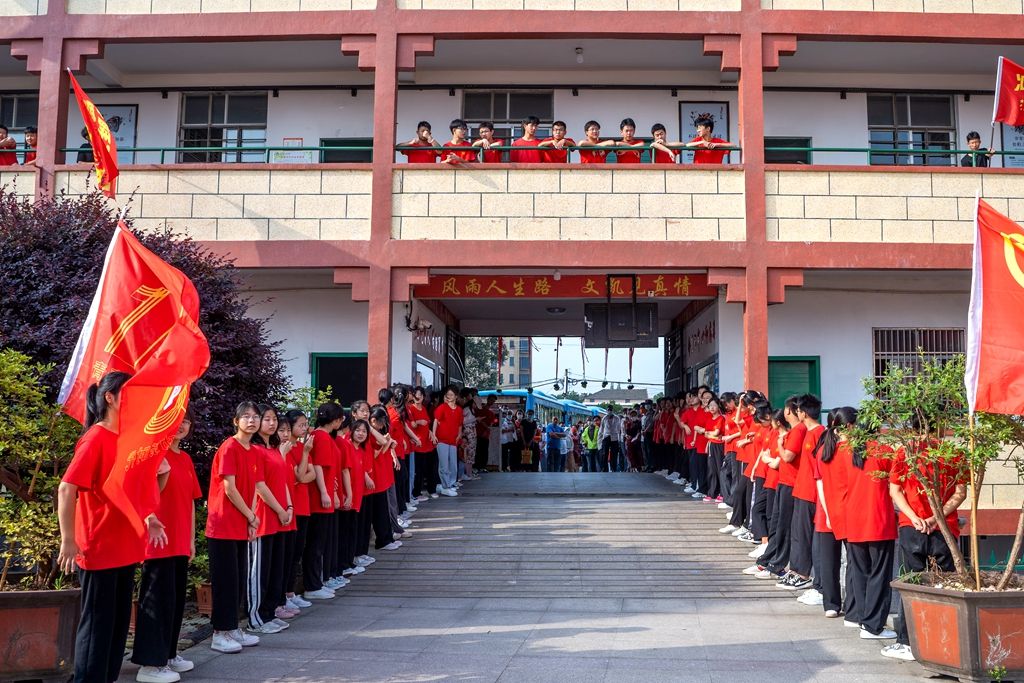 艺体盛宴，青春炫彩——望江县文凯学校第七届艺术节文艺汇演圆满落幕