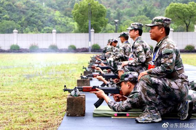 揭西县人武部组织民兵开展轻武器射击实战训练